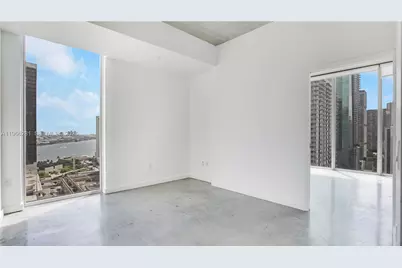 151 SE 1st St #2101, Miami, FL 33131 - Photo 6