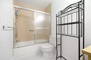 7924 NW 10th St, Plantation, FL 33322 - Photo 18