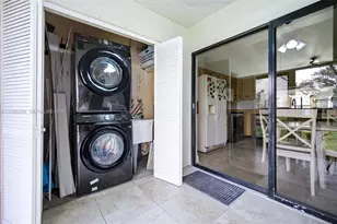 7924 NW 10th St, Plantation, FL 33322 - Photo 30