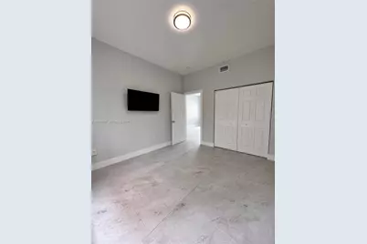 842 SW 14th Ave #2, Miami, FL 33135 - Photo 6