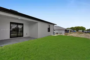 1121 Hightower Ave, Lehigh Acres, FL 33973 - Photo 28