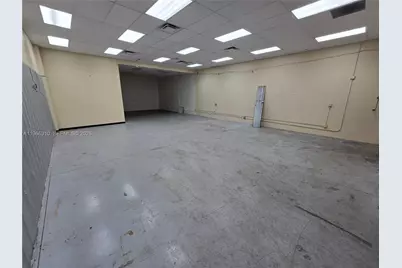 10322 NW 55th St, Sunrise, FL 33351 - Photo 16