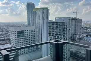 88 SW 7th St, Miami, FL 33130 - Photo 12