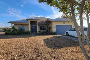 4529 Springview Cir, Labelle, FL 33935 - Photo 1