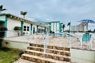 3922 NE 166th St, North Miami Beach, FL 33160 - Photo 26