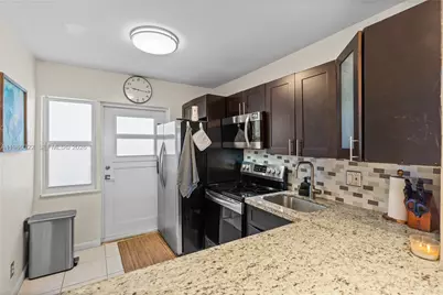 2223 Park Ln #210, Hollywood, FL 33021 - Photo 4