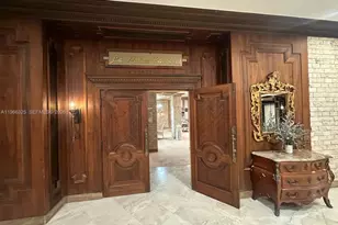 6039 Collins Ave, Miami Beach, FL 33140 - Photo 38