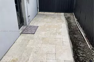 344 NW 136th Pl, Miami, FL 33182 - Photo 8