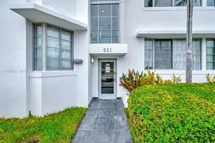 621 11th St, Miami Beach, FL 33139 - Photo 2