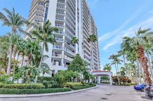 3600 Yacht Club Dr, Aventura, FL 33180 - Photo 2