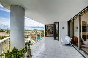 3600 Yacht Club Dr, Aventura, FL 33180 - Photo 24