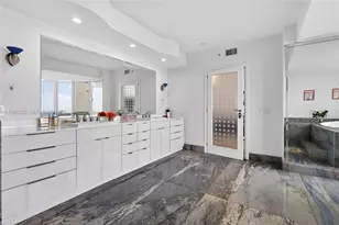 17555 Collins Ave, Sunny Isles Beach, FL 33160 - Photo 40