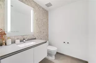 88 SW 7th St, Miami, FL 33130 - Photo 18