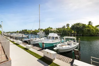 100 Edgewater Dr #104, Coral Gables, FL 33133 - Photo 14