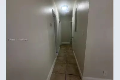 2511 NW 9th St, Fort Lauderdale, FL 33311 - Photo 2