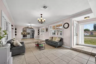 7751 NW 32nd St, Davie, FL 33024 - Photo 4