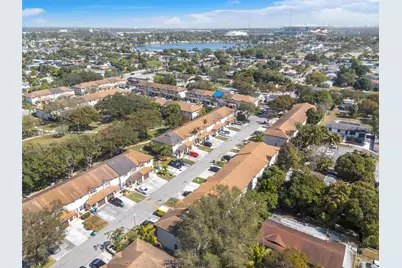 3364 NW 197th Ter, Miami Gardens, FL 33056 - Photo 4