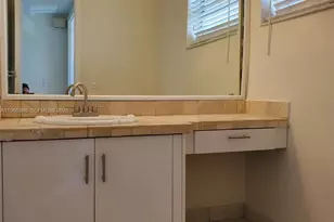 851 NE 14th Ave, Hallandale Beach, FL 33009 - Photo 22