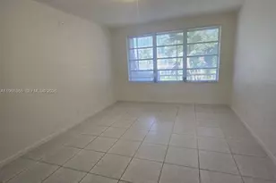 851 NE 14th Ave, Hallandale Beach, FL 33009 - Photo 16