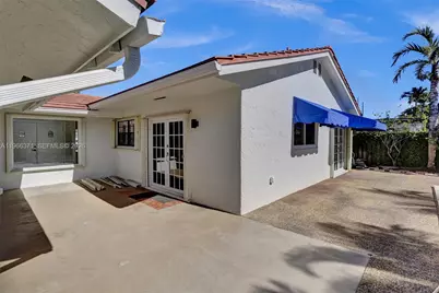 12020 SW 93rd St, Miami, FL 33186 - Photo 34