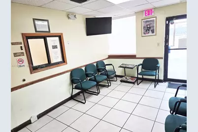 8080 W Flagler St, Miami, FL 33144 - Photo 14