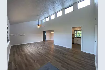 371 SE Fairchild Ave #0, Port Saint Lucie, FL 34984 - Photo 8