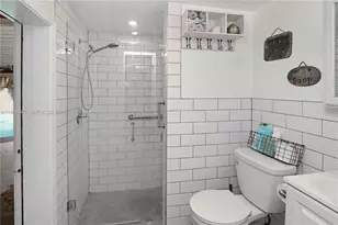 1221 SW 74th Ct, Miami, FL 33144 - Photo 26