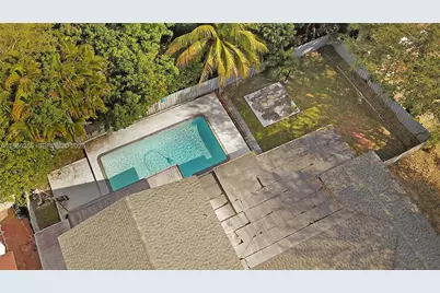 1221 SW 74th Ct, Miami, FL 33144 - Photo 34