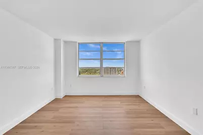 2801 NE 183rd St #1703W, Aventura, FL 33160 - Photo 30