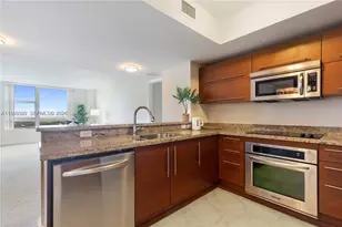 2641 N Flamingo Rd, Sunrise, FL 33323 - Photo 4