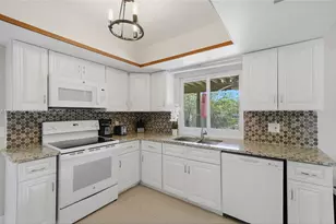 11420 NW 32nd Pl, Sunrise, FL 33323 - Photo 16