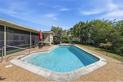 11420 NW 32nd Pl, Sunrise, FL 33323 - Photo 38
