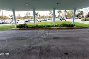 4001 Hillcrest Dr, Hollywood, FL 33021 - Photo 30