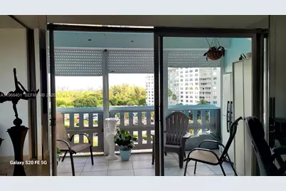 4001 Hillcrest Dr #705, Hollywood, FL 33021 - Photo 8