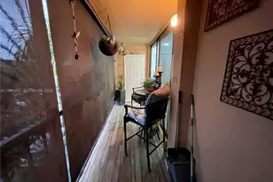 8635 NW 8th St, Miami, FL 33126 - Photo 16