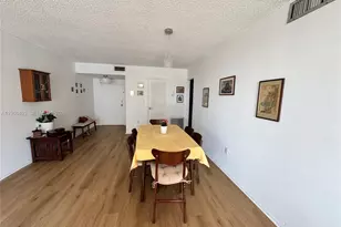 1470 NE 125th Terrace, North Miami, FL 33161 - Photo 4