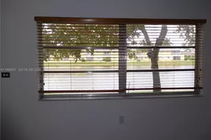 2815 NE 201st Terrace, Aventura, FL 33180 - Photo 4