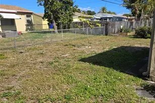 2651 Fletcher Ct, Hollywood, FL 33020 - Photo 4