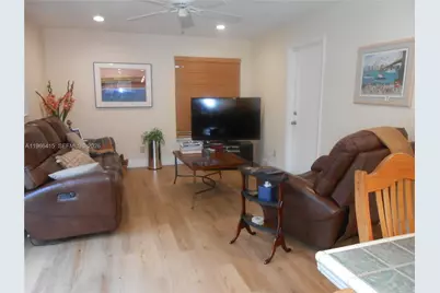 128 Laurel Rd, Hollywood, FL 33021 - Photo 8