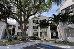 2850 N Oakland Forest Dr, Oakland Park, FL 33309 - Photo 2