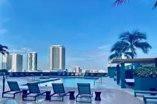 1750 N Bayshore Dr, Miami, FL 33132 - Photo 10