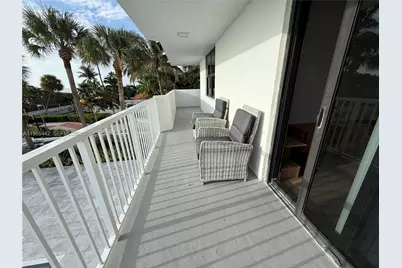 4301 Collins Ave #208, Miami Beach, FL 33140 - Photo 4