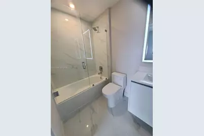 700 NE 24th St #4403, Miami, FL 33137 - Photo 18
