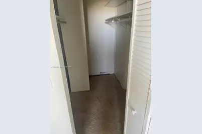 2020 NE 135th St #901, North Miami, FL 33181 - Photo 8