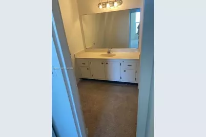 2020 NE 135th St #901, North Miami, FL 33181 - Photo 8