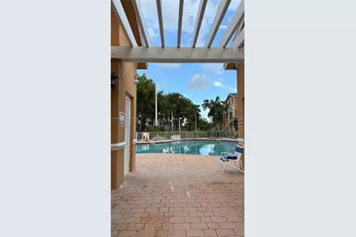 17720 NW 73rd Ave #105, Hialeah, FL 33015 - Photo 26