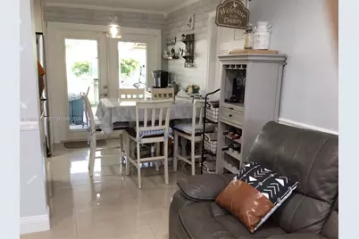 1318 SW 49th Ter, Fort Lauderdale, FL 33317 - Photo 6