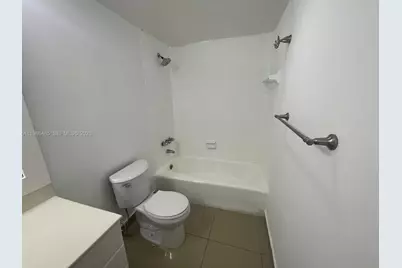 19390 Collins Ave #123, Sunny Isles Beach, FL 33160 - Photo 10
