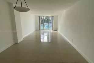 19390 Collins Ave, Sunny Isles Beach, FL 33160 - Photo 22
