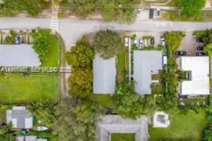 8885 NE 8th Ct, Miami, FL 33138 - Photo 10